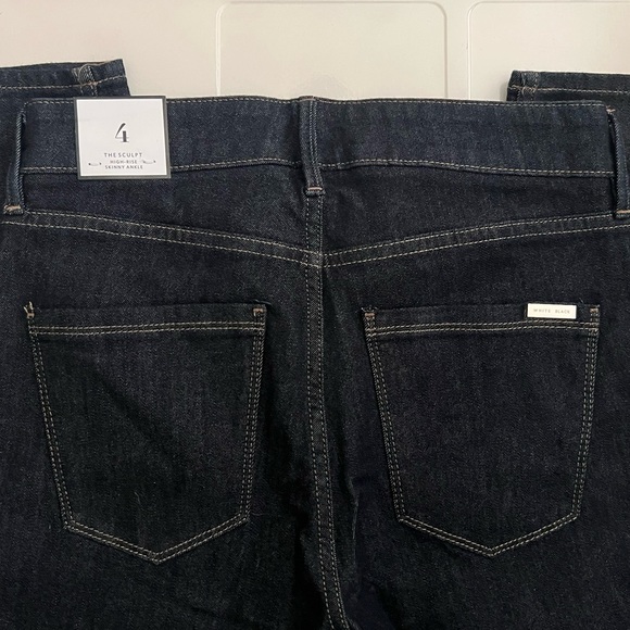 NWT Never Worn White House Black Market Sculpt Jeans - Picture 2 of 3